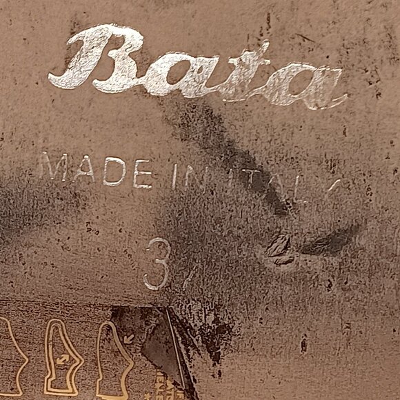 Bata women's tan beige leather laser cut out double zipper ankle boots sz 6.5 US - Picture 13 of 13